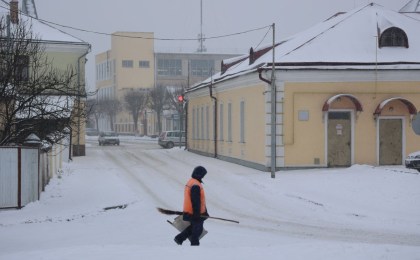 Циклон «Улли» накрыл Кобринщину снегопадом - ситуация под контролем у служб ЖКХ и дорожников