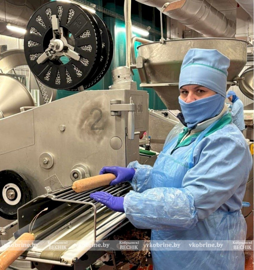 В её руках рождается качество: история формовщицы колбасных изделий ПУП «Брестские традиции» Ольги Ковалевич