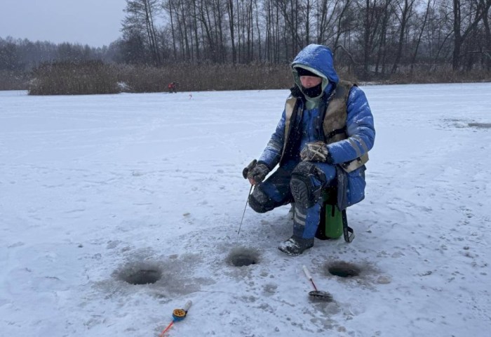 Как не стать жертвой коварного льда - рекомендации специалистов и мнение кобринчан