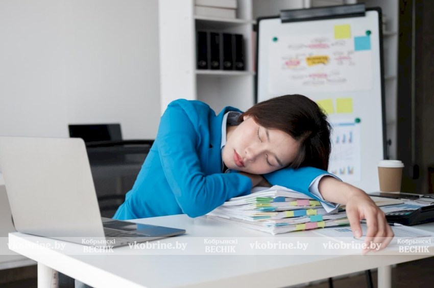 Ученые советуют заканчивать рабочий день в это время — мозг уже не работает