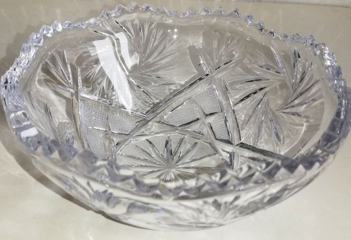 Как вернуть блеск потускневшему хрусталю: простые способы