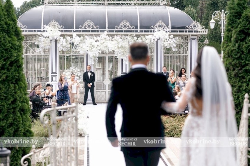 Свадебный календарь 2026: красивые и символичные даты по месяцам