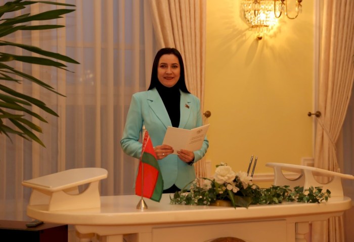 Летописцы семейных историй - начальник Кобринского ЗАГСа Марина Мельник рассказала, как живет и работает ведомство