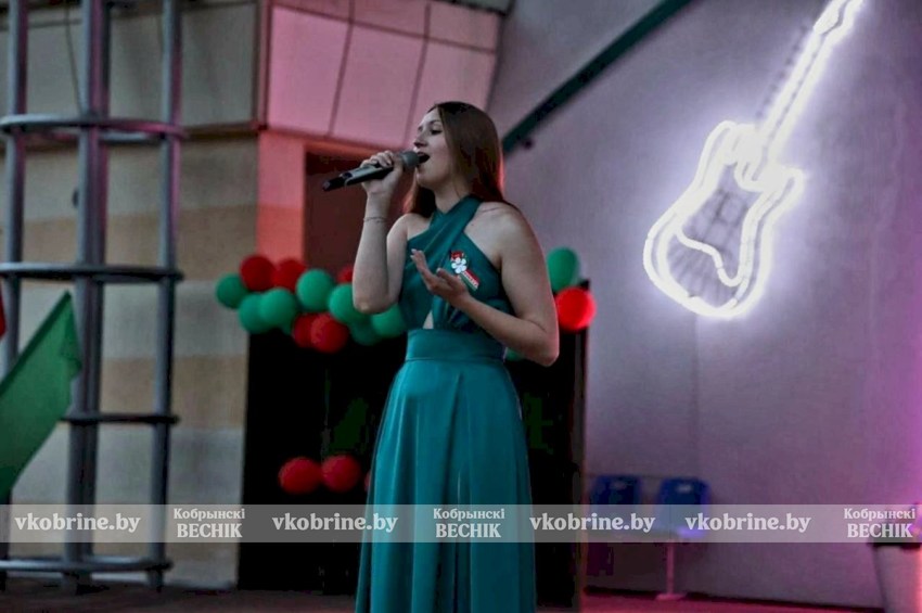 Кобринчанка Анжелика Сухаревич: «Сцена дарит гармонию и уверенность в своих силах»
