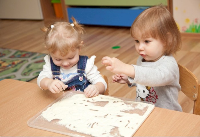 Минобразования изучит реальный спрос на детсадовские группы для детей до двух лет