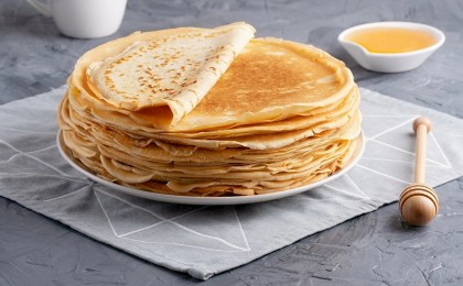 Масленица-2026: три рецепта блинов с интересными начинками