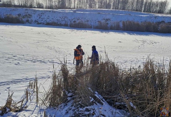 Ледзяны патруль - кобрынскія выратавальнікі выйшлі на вадаёмы раёна