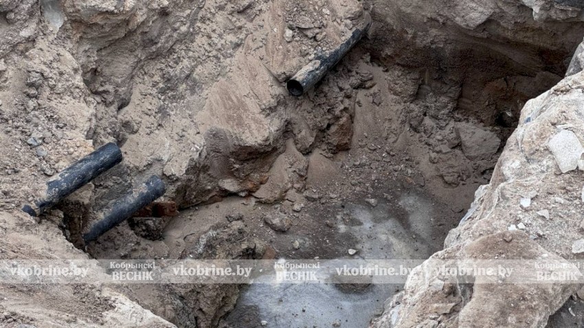 Работа без выходных: специалисты делают все возможное, чтобы вернуть воду потребителям на Кобринщине (ВИДЕО)