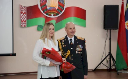 Честь, отвага и бессонные ночи - в Кобрине поздравили тех, кто всегда на посту