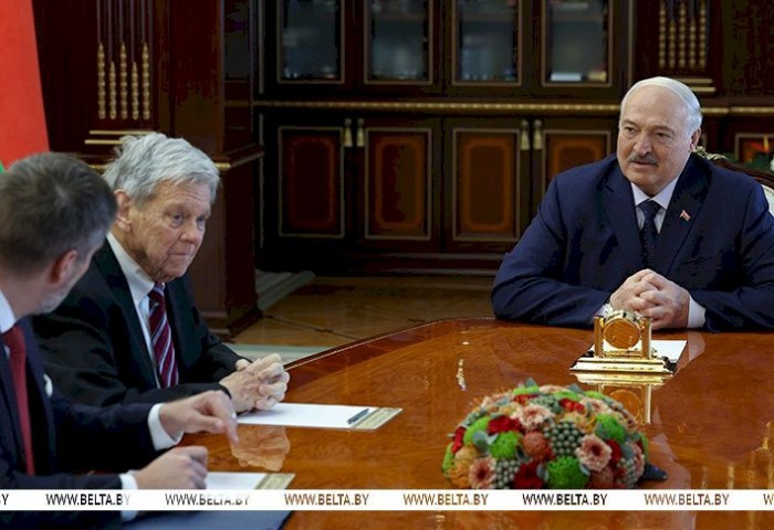 «Большая сделка» с США, либерализация в интересах женщин и виды на урожай. Итоги недели Президента