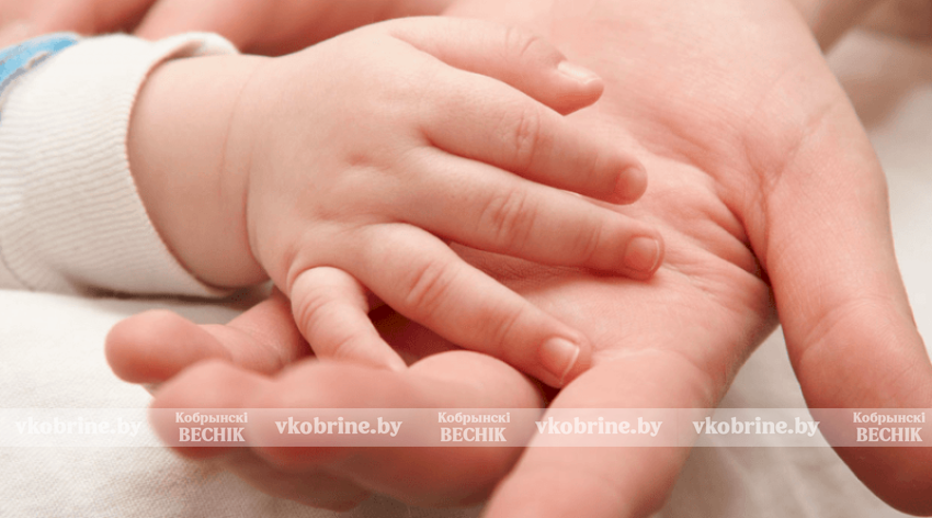 Две попытки на счастье: в Беларуси расширили доступ к бесплатному ЭКО