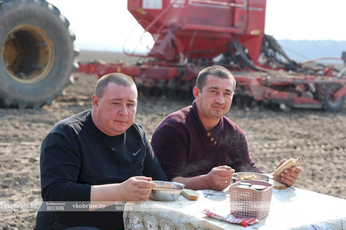 Сытый аграрий - богатый урожай: как кормят тружеников полей в ОАО «Батчи»