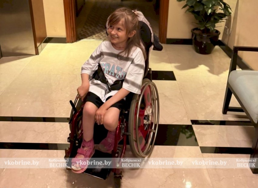 Гонка со временем: девочка с СМА из Кобрина прибыла в Дубай за шансом на жизнь (ЭКСКЛЮЗИВ)