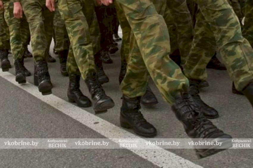 Белорусов начали призывать в армию – куда отправляют служить