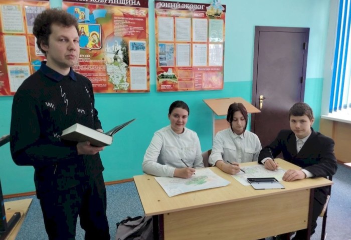 Учитель Лукской средней школы Богдан Кучик: «Главная награда - видеть, что дети живут одной жизнью со своей страной»