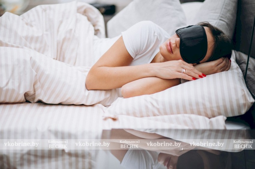 Как сон влияет на здоровье кожи и от каких вечерних привычек лучше отказаться