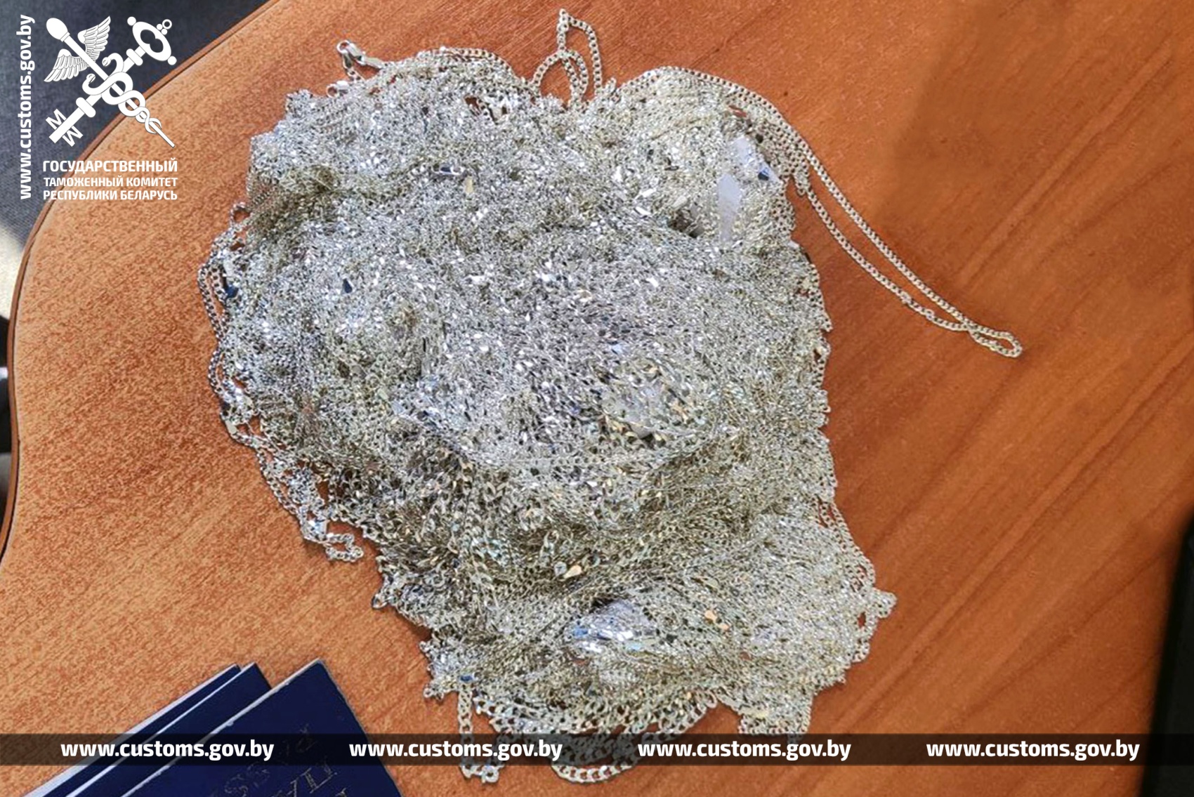 wing5rpskuy54zznlap6sbuu568cvm95